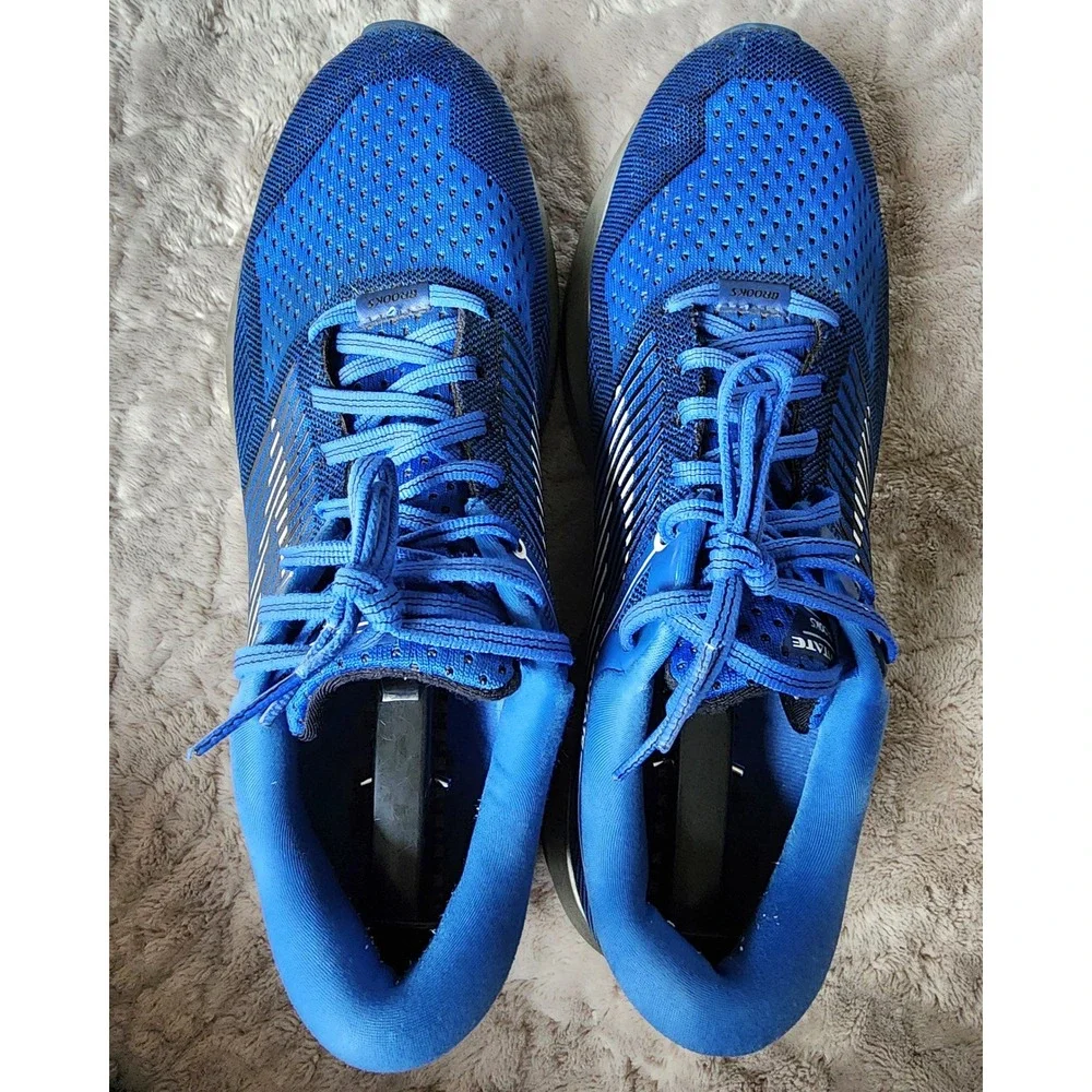 Brooks levitate running